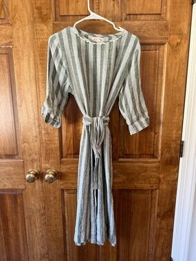Wiggy Kit Striped Grey & White Tie-Waist Dress